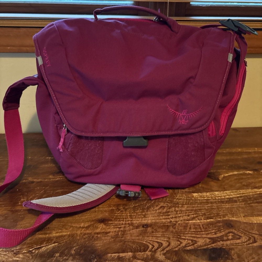 OSPREY Women's Magenta Laptop Bag